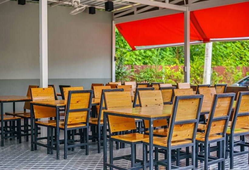 ホテル Nai Yang Place  Phuket Airport