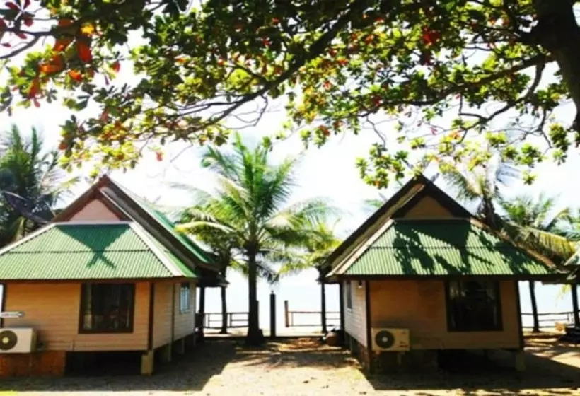 Hotelli Sri Phairin Resort