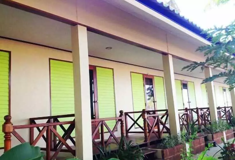 Hotelli Sri Phairin Resort