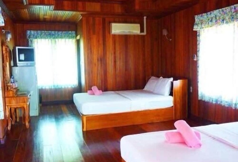 בית מלון כפרי Sri Phairin Resort