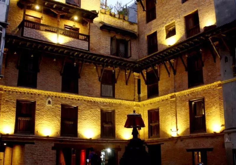 هتل Temple House