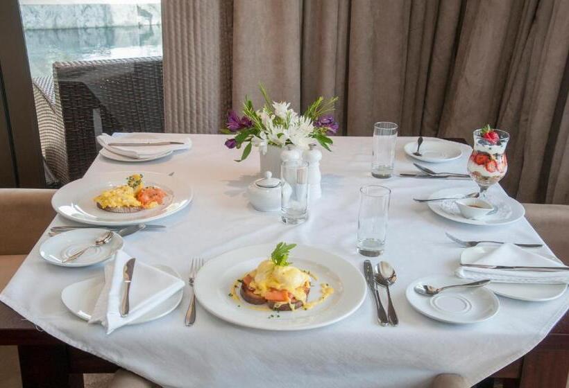 בית מלון כפרי The Mount Knysna