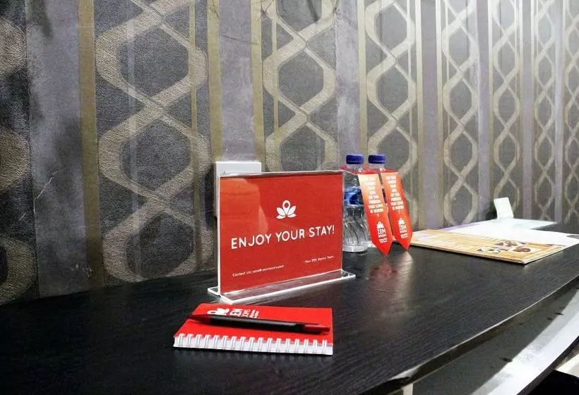 ホテル Zen Rooms Gunung Bawakaraeng