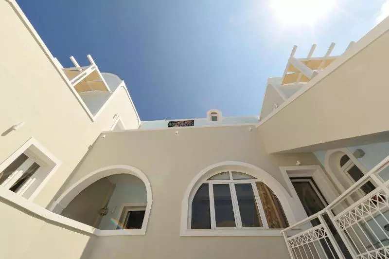 پانسیون Asterolithos