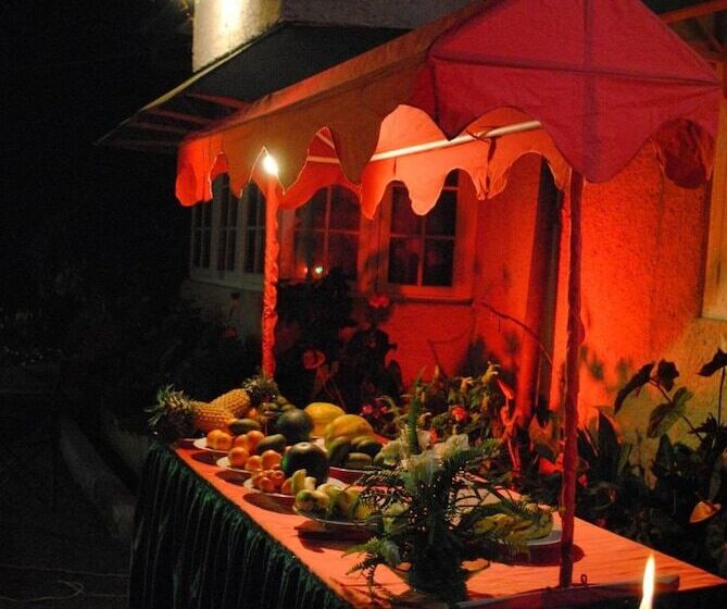 Pensão Hatale Tea Garden Bungalow