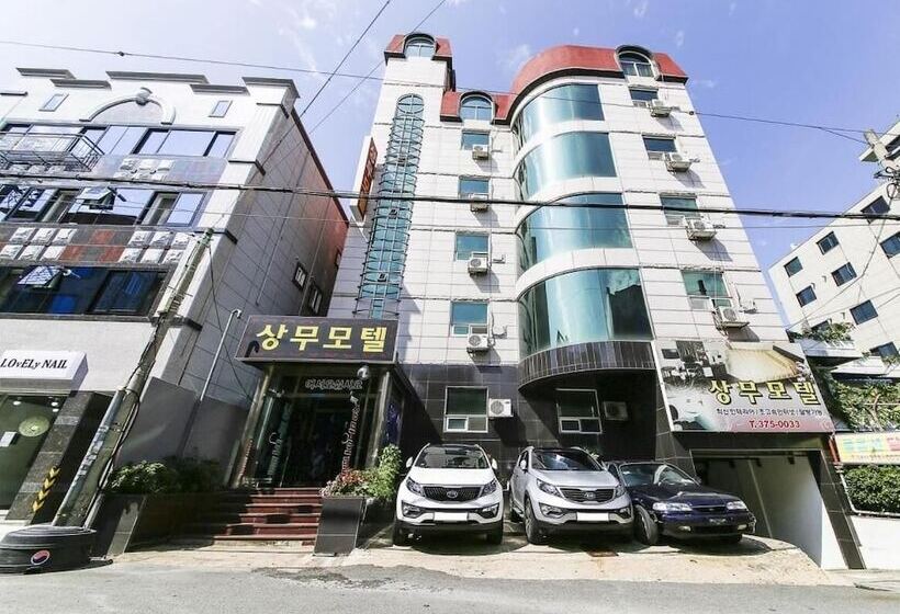 Motel Sangmu Gwangju