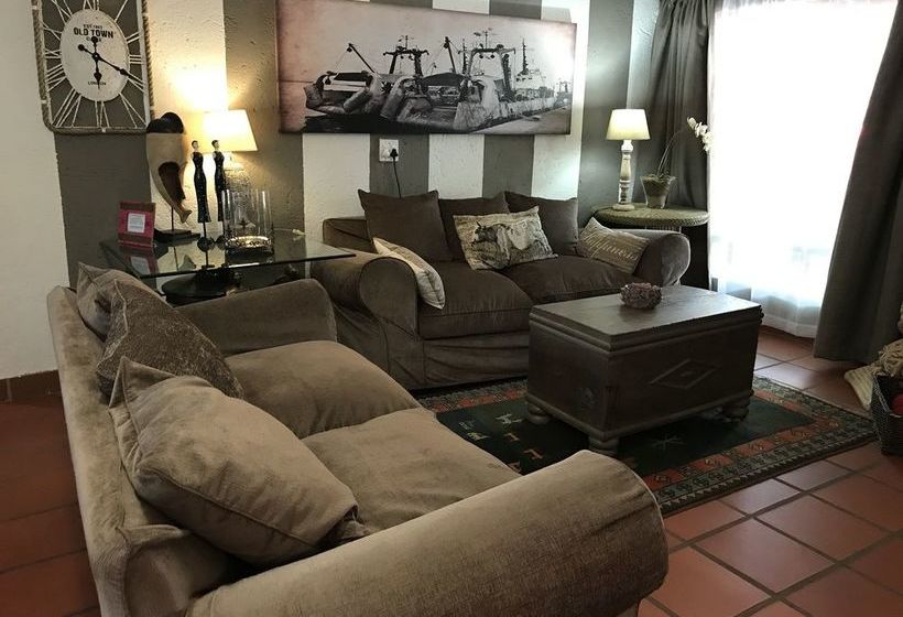 Waterhouse Guest Lodges 295 Indus Street