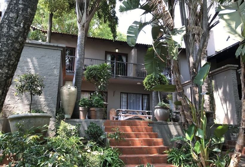 Waterhouse Guest Lodges 295 Indus Street