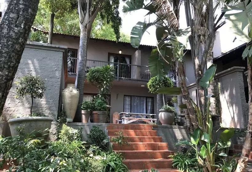 Waterhouse Guest Lodges 295 Indus Street