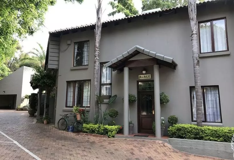Waterhouse Guest Lodges 295 Indus Street