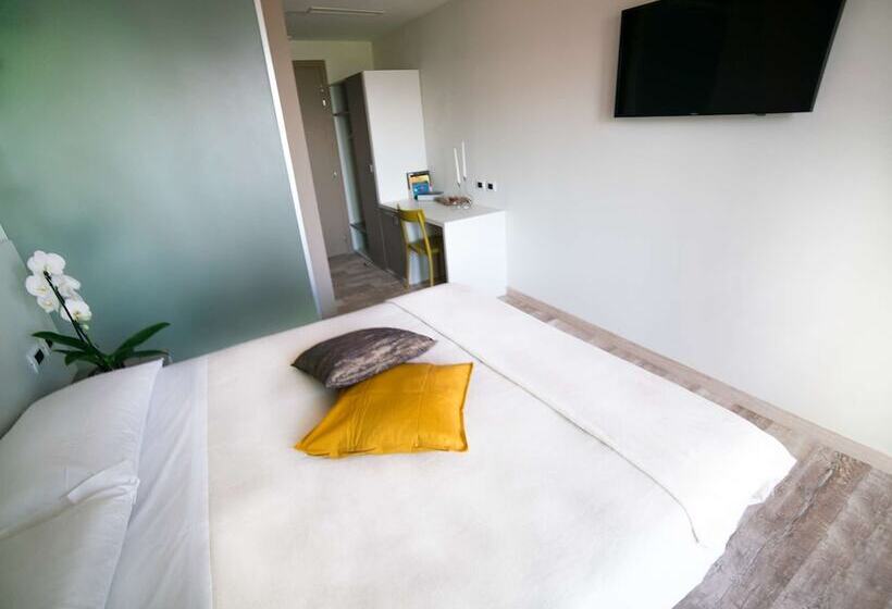 فندق Stampa 1968