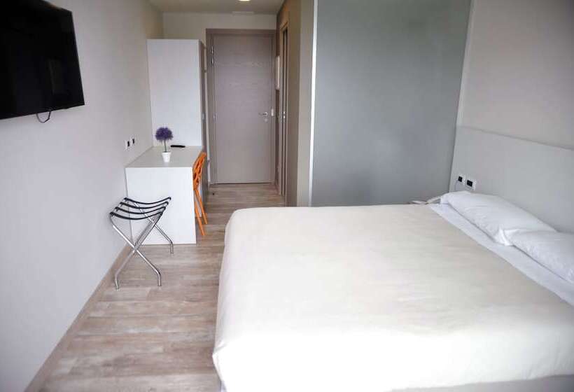 فندق Stampa 1968