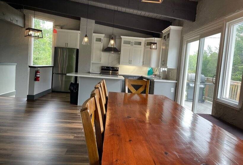 128 Birch View Trail