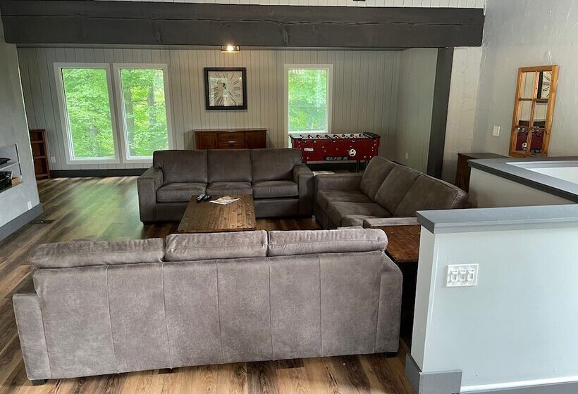 128 Birch View Trail