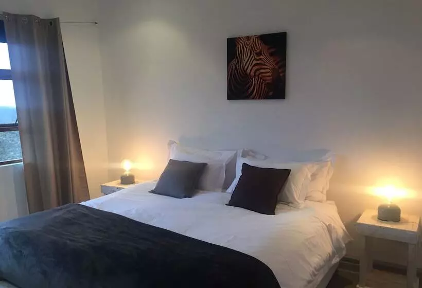 ホテル African Crags Eco Lodge