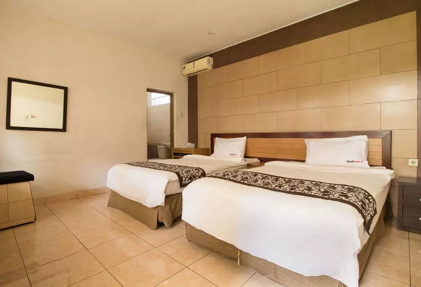 ホテル De  Tropis Family Guest House
