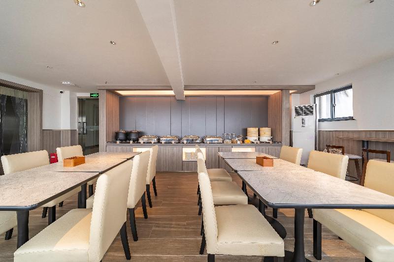 Hanting Hotel Shanghai Anting Xinyuan Road