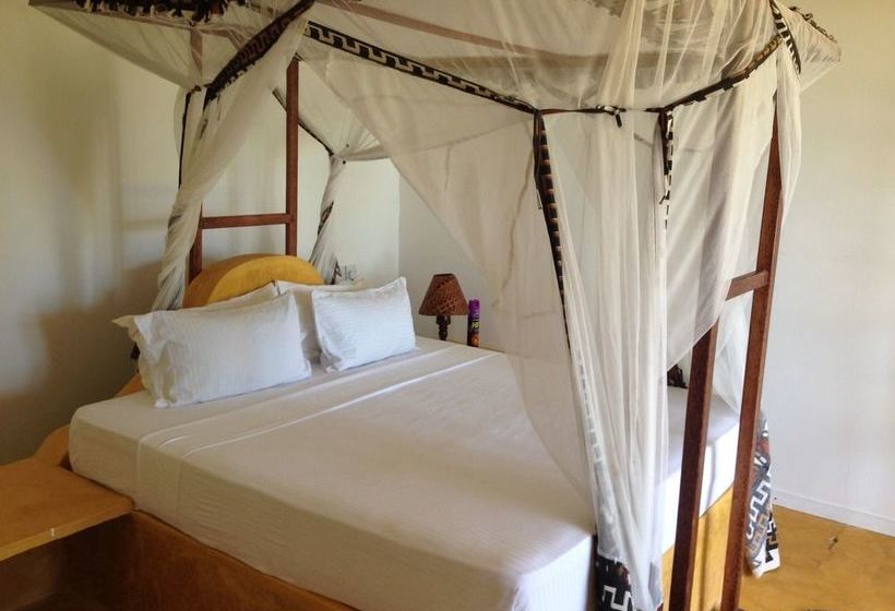 בית מלון כפרי On The Rock Zanzibar