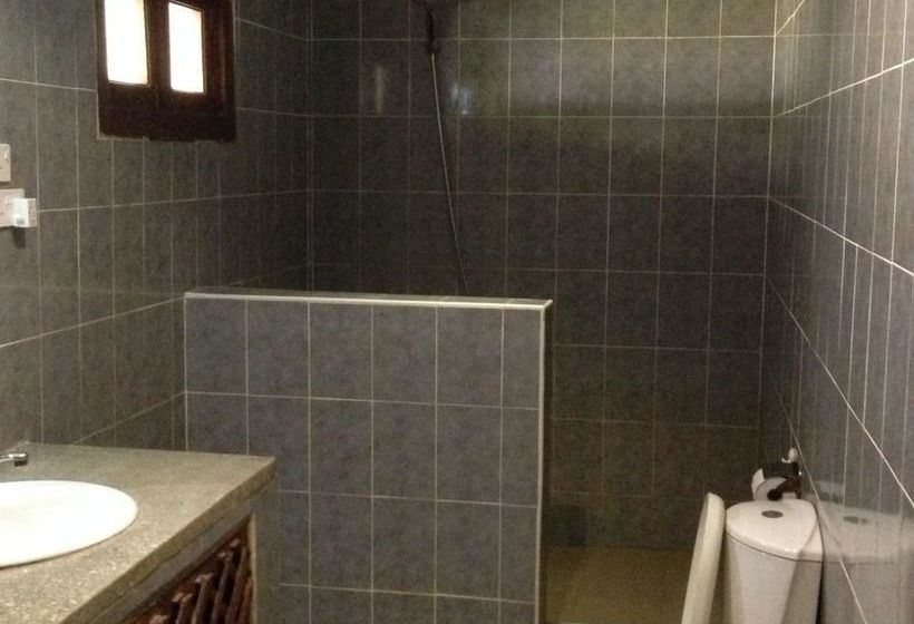 בית מלון כפרי On The Rock Zanzibar