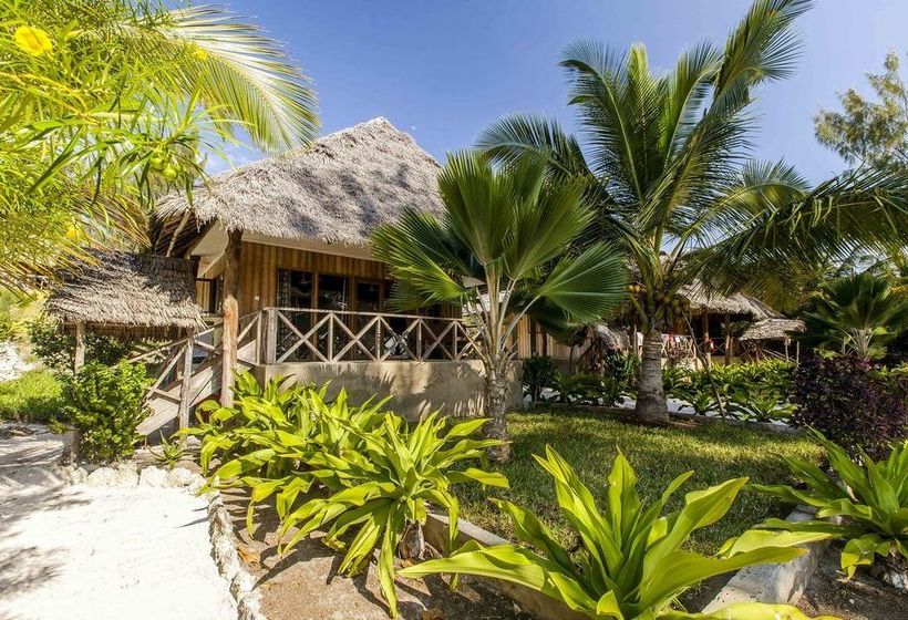 בית מלון כפרי On The Rock Zanzibar