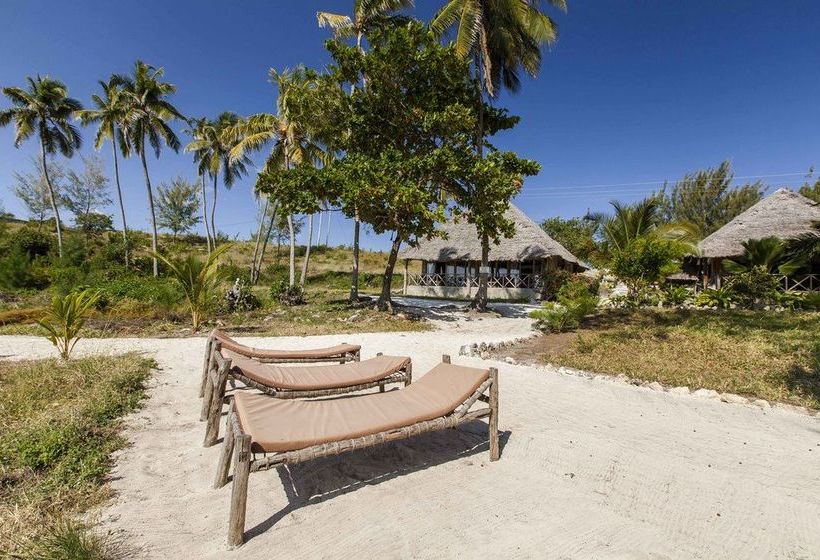 בית מלון כפרי On The Rock Zanzibar