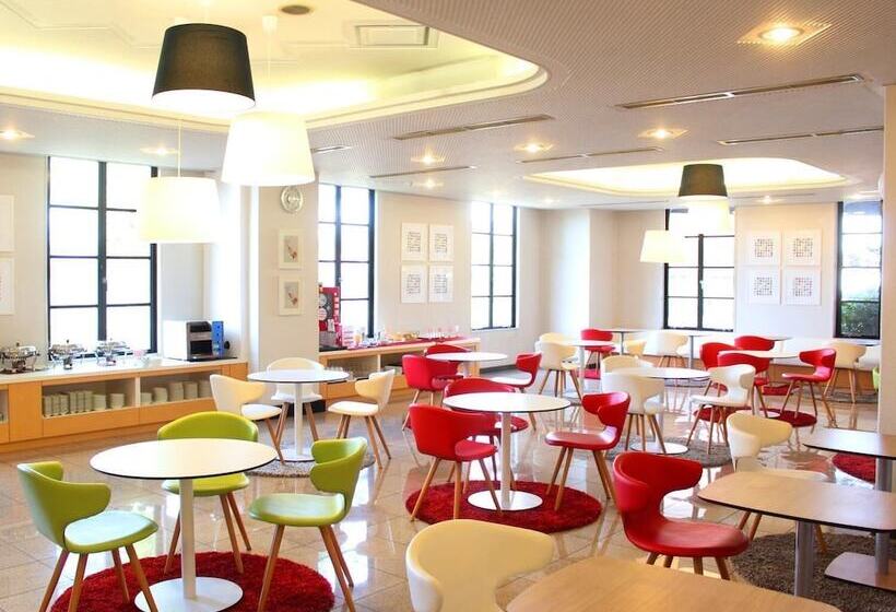 فندق Sakaide Plaza