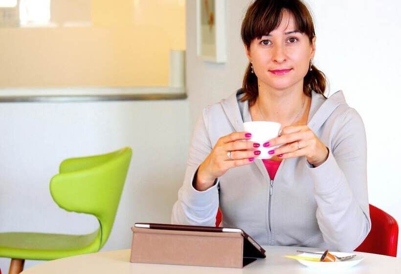 فندق Sakaide Plaza