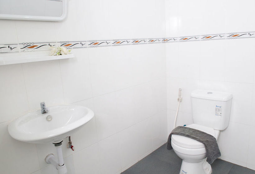 酒店 Surin Beach Rooms