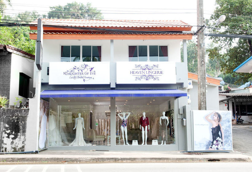 酒店 Surin Beach Rooms