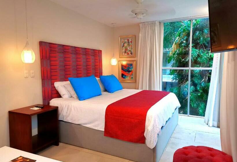 Jungle Vista Boutique