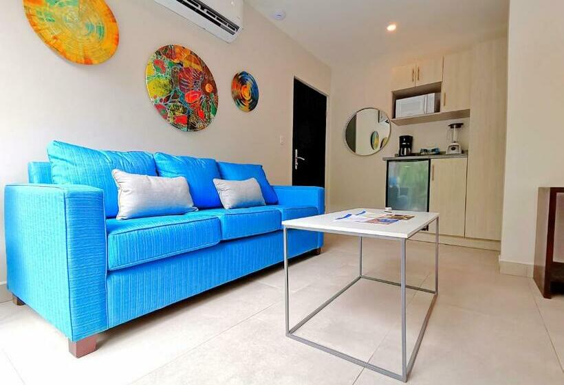 Jungle Vista Boutique