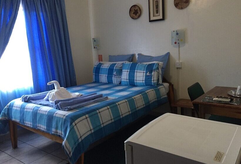 پانسیون Liya Guest Lodge