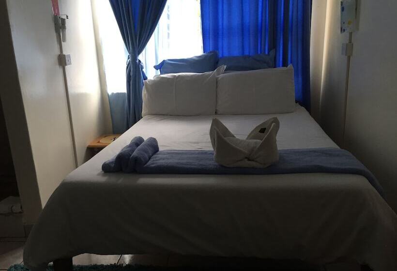 پانسیون Liya Guest Lodge