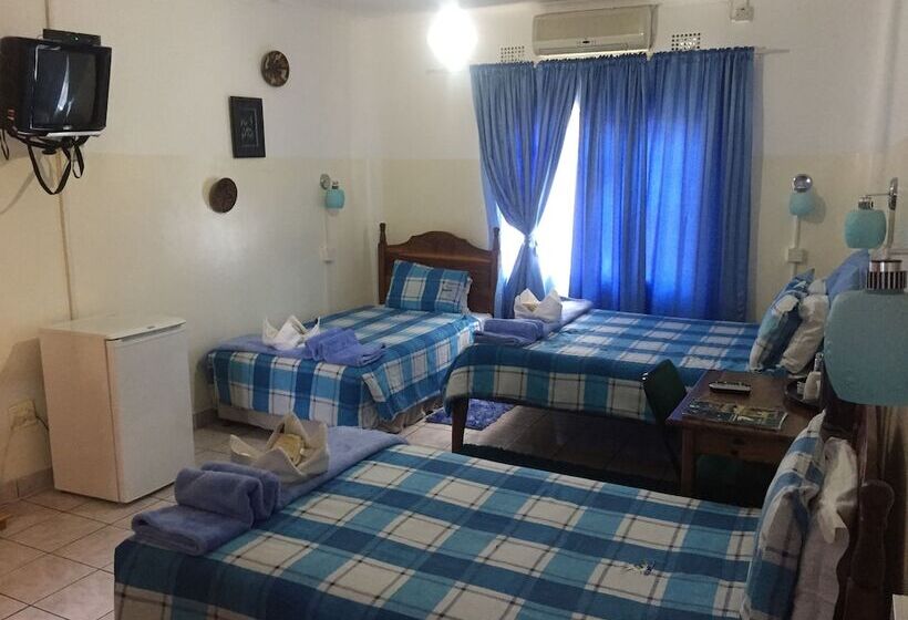 پانسیون Liya Guest Lodge