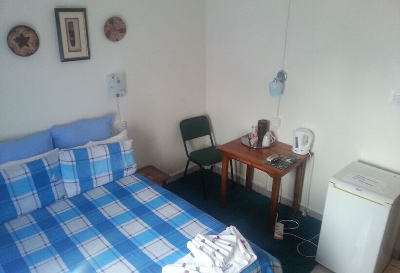 پانسیون Liya Guest Lodge