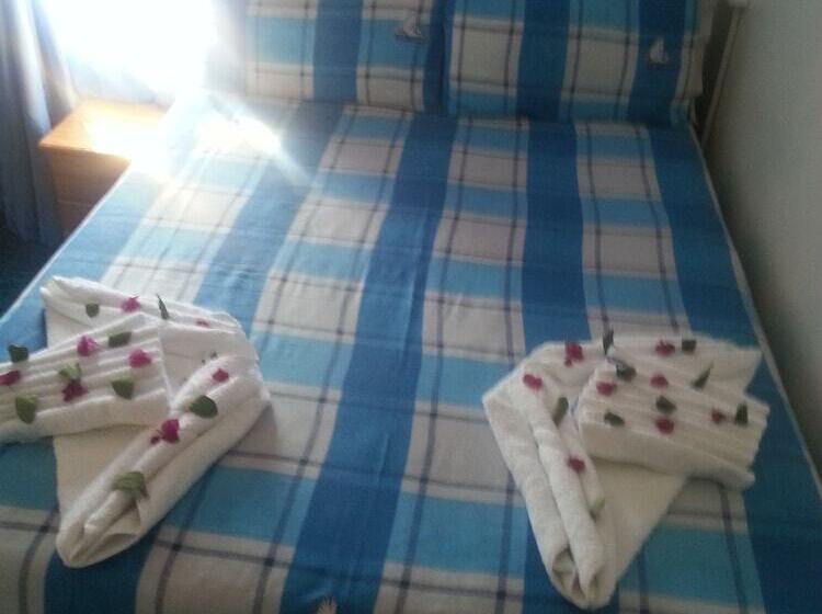 پانسیون Liya Guest Lodge