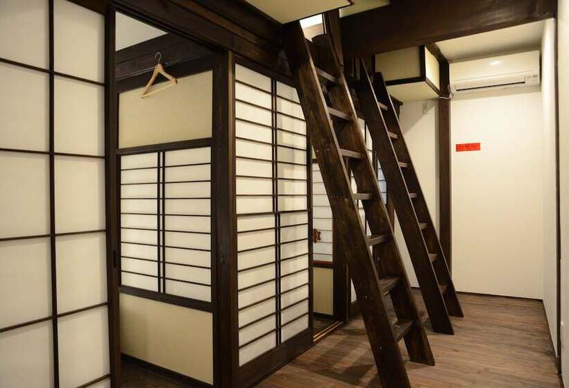 Alberg Guest House Kuku