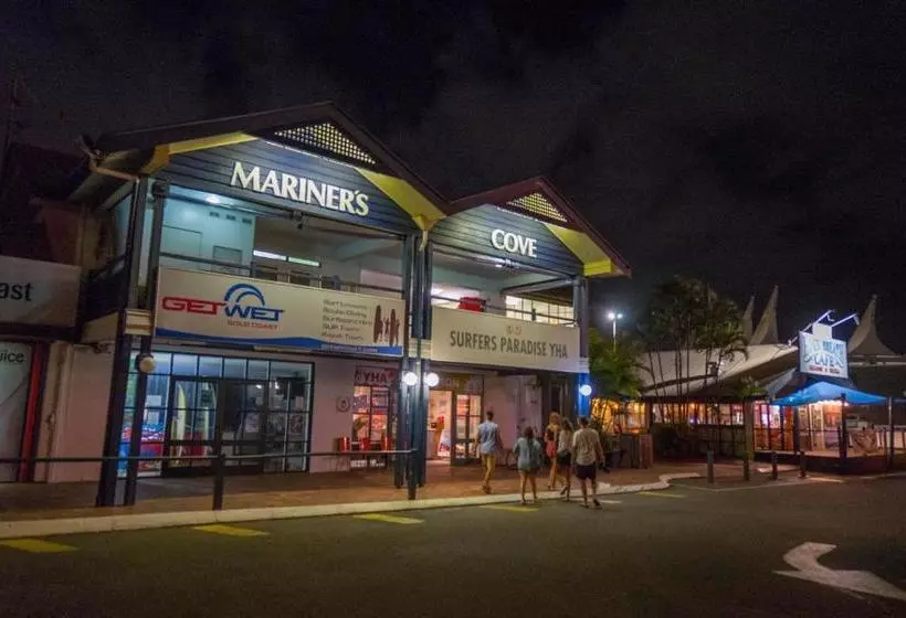 Hostelli Surfers Paradise Yha