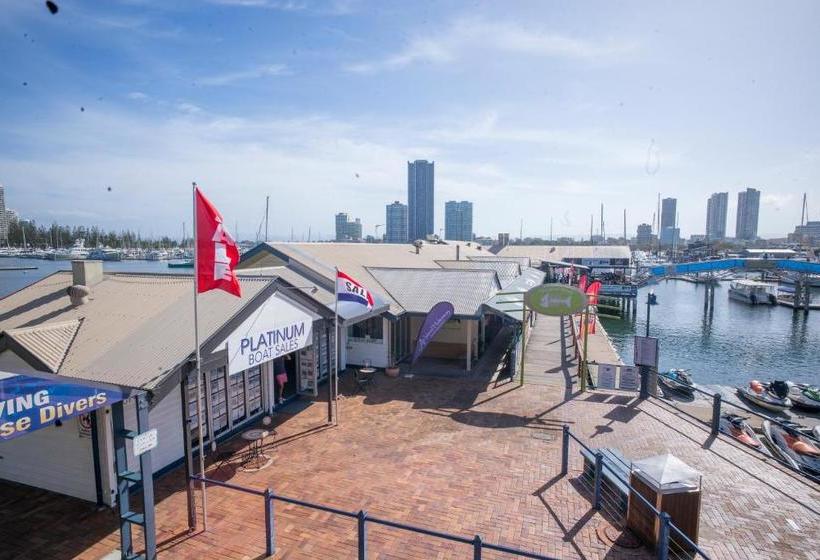 여관 Surfers Paradise Yha