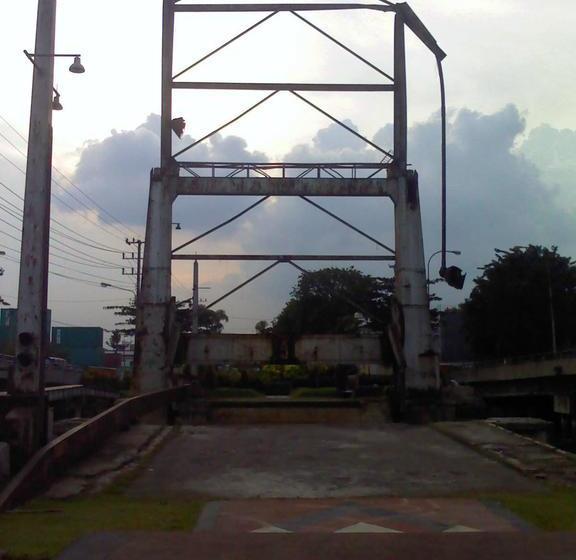 فندق فئة نجمة واحدة Zen Rooms Kalimas Kh Mas Mansyur