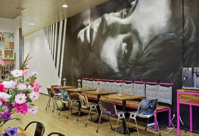 Hostelle Women Only Hostel Amsterdam