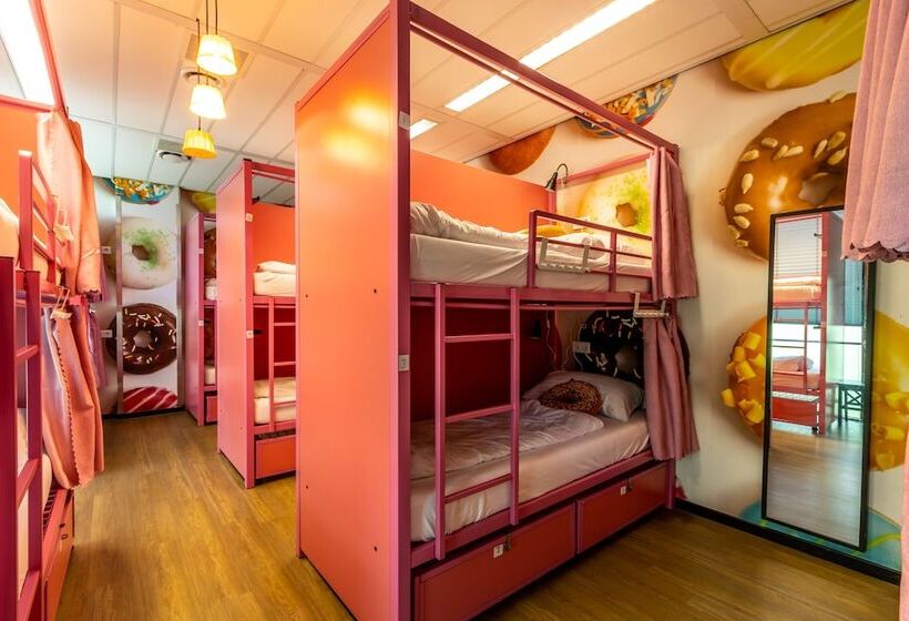 Hostelle Women Only Hostel Amsterdam