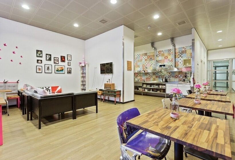 Hostelle Women Only Hostel Amsterdam