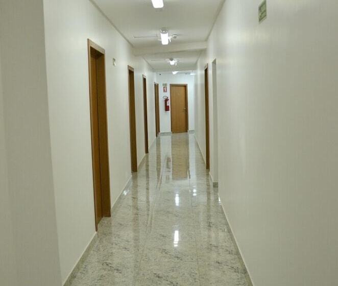هتل Cco Goiânia