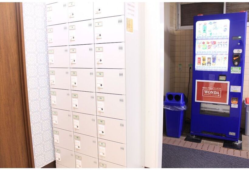 T And K Hostel Kobe Sannomiya East