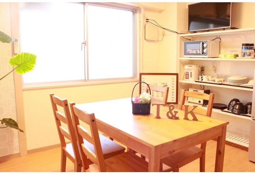 T And K Hostel Kobe Sannomiya East