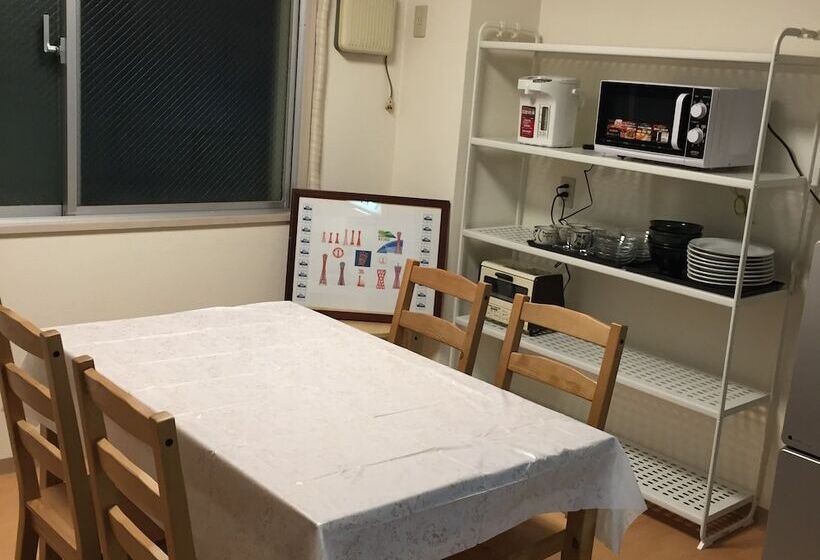 T And K Hostel Kobe Sannomiya East