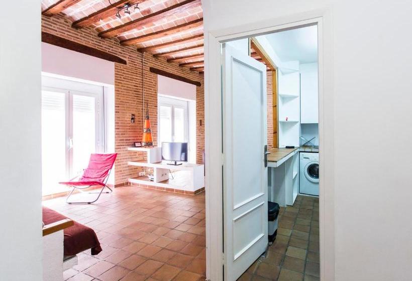 Total Valencia Charming