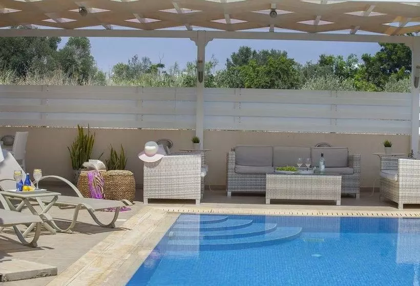 Villa Posidonas 3