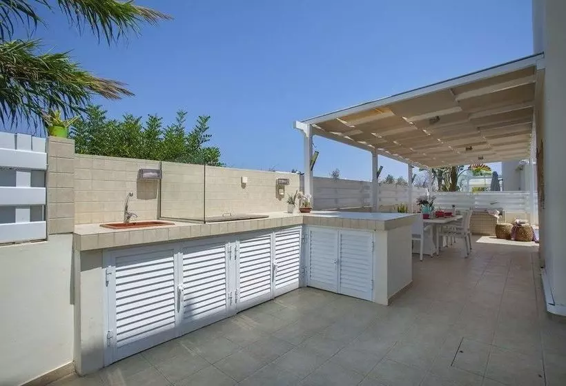 Villa Posidonas 3
